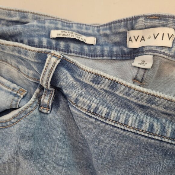 Ava Viv HIgh Rise Skinny Jeans Size 30w plus - Picture 4 of 5